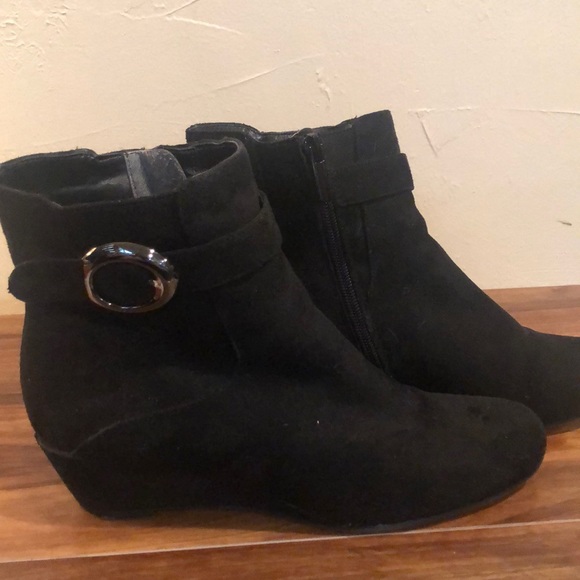 Impo Shoes - Impo wedge heel ankle boot. Size 7.5